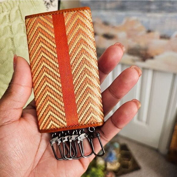 VTG Jacquard Brocade Abstract Stripe Wave Textile Wallet. - Picture 8 of 15